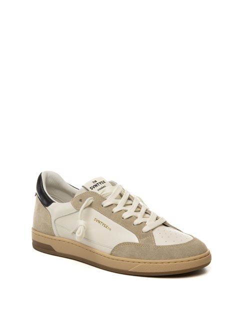  THE 76 | STAY UPELLE-BIA/NERO